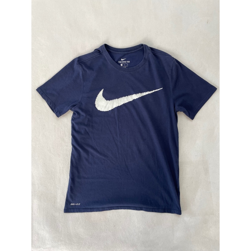 Nike Dri-FIT Navy Blue Graphic Swoosh Athletic Cut T-Shirt Women Medium